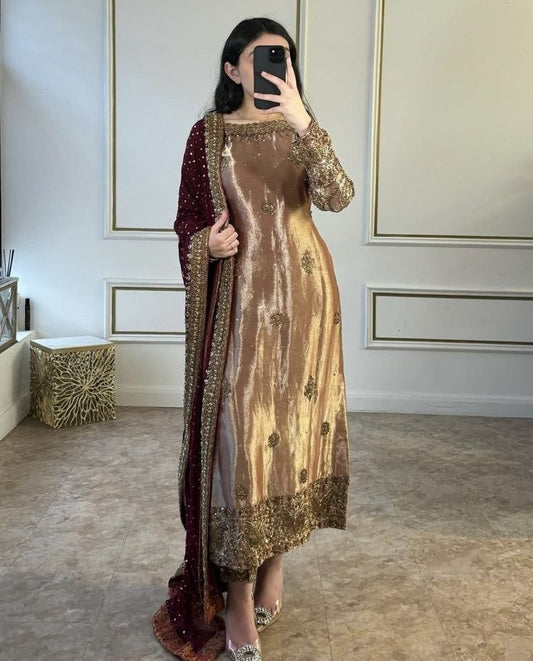 Women Ethnic Motifs Embroidered Regular Thread Work Chanderi Silk Kurta with Trousers & Wit