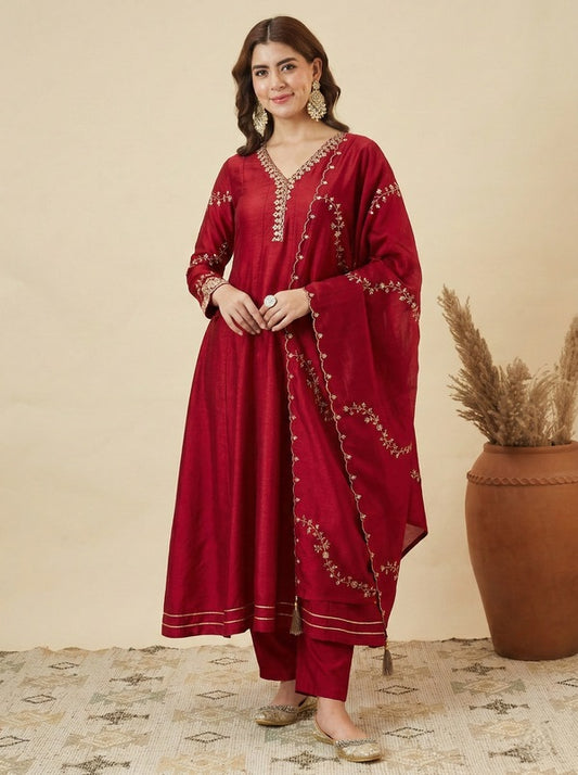 Women Ethnic Motifs Embroidered Regular Kurta with Trousers & With Dupatta