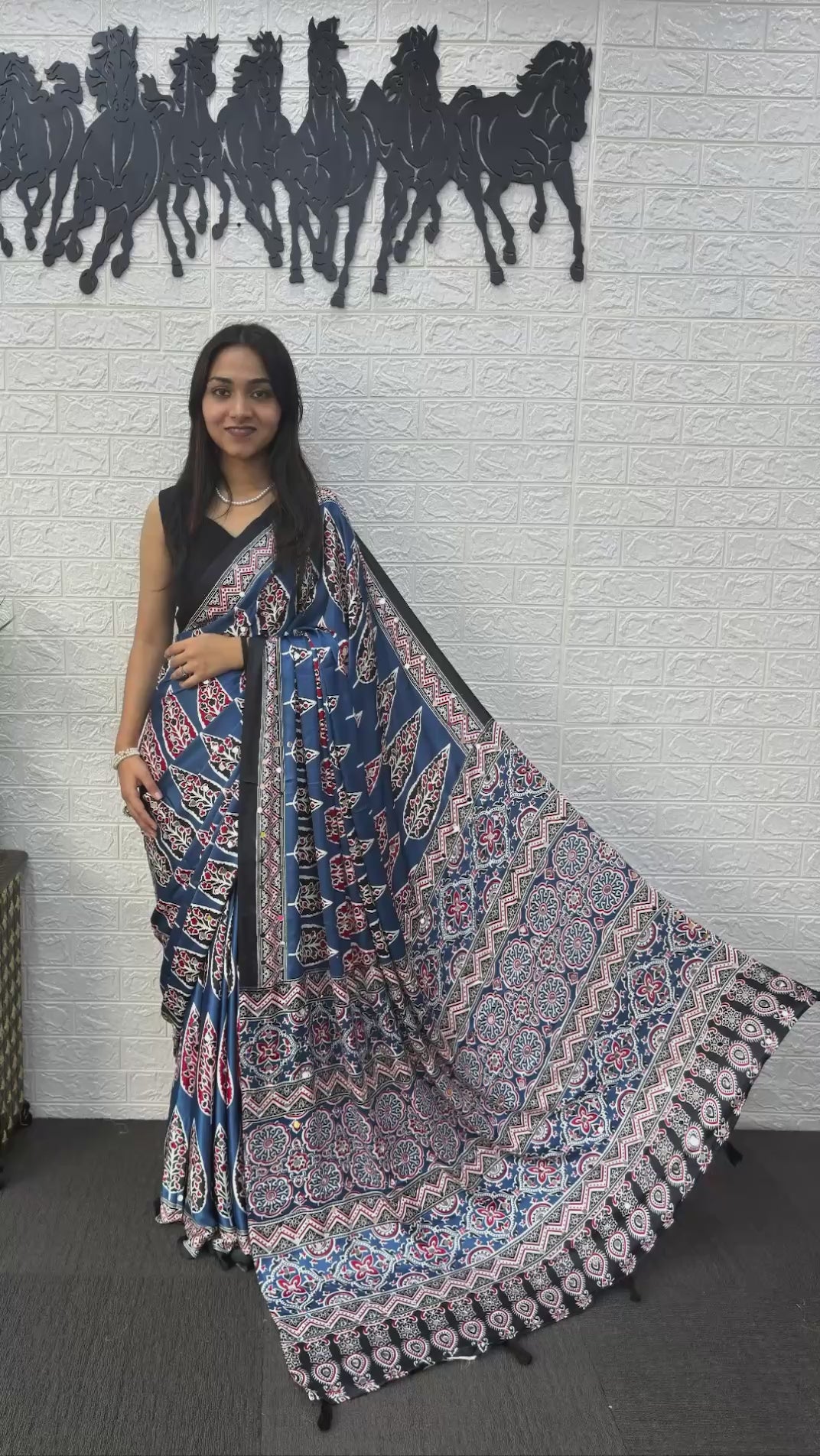 Mirror Work Bandhani Saree