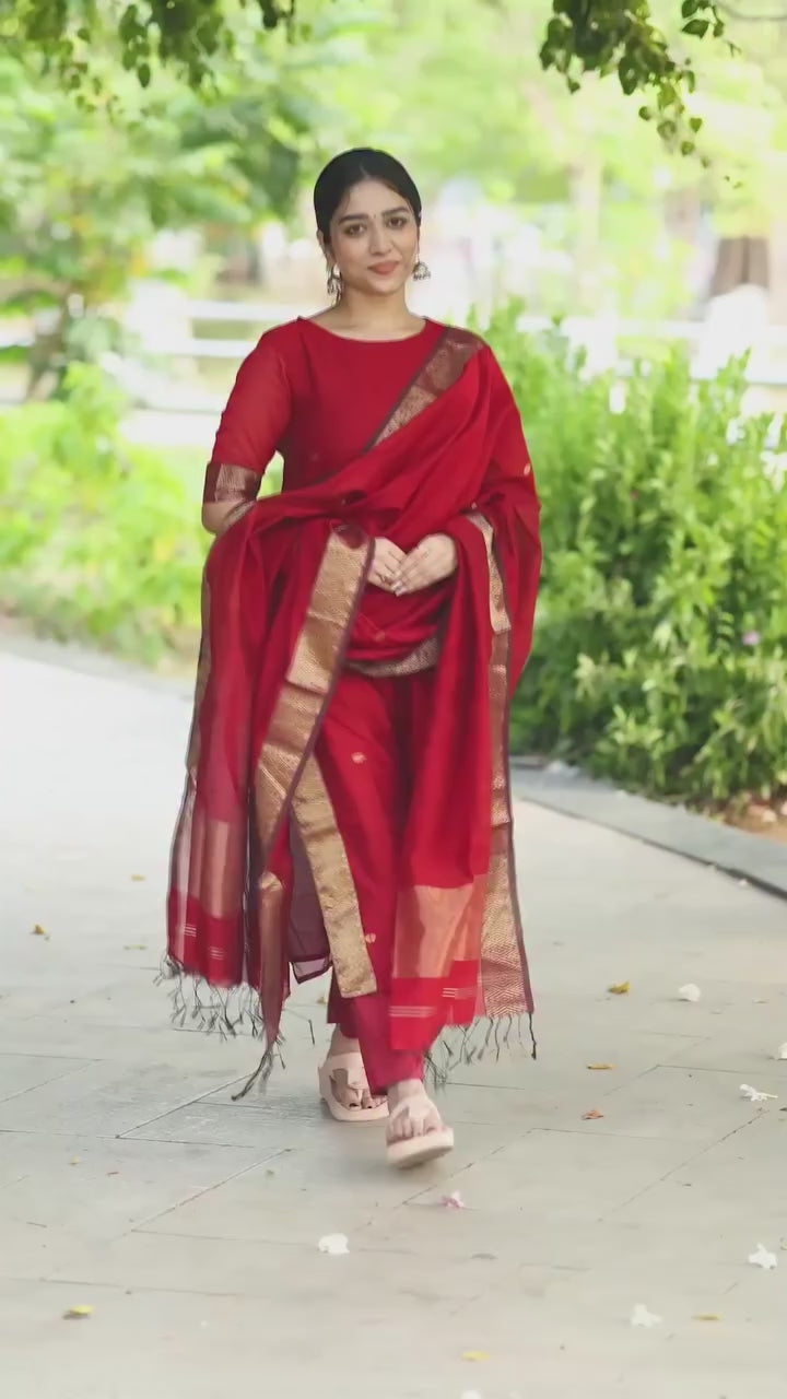 Women Ethnic Motifs Regular Kurta with Trousers & With Dupatta